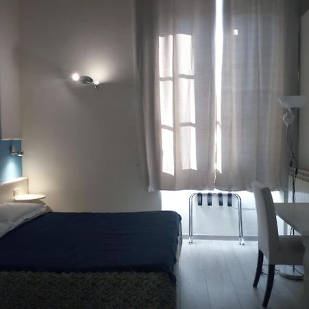Residenza Le Rondini Hotel Флоренция Екстериор снимка