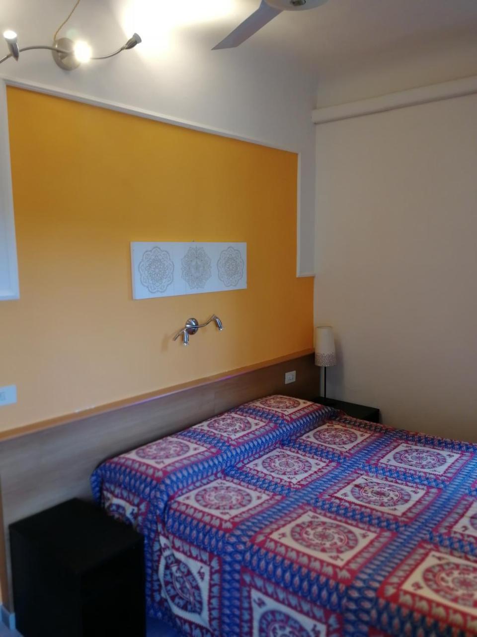 Residenza Le Rondini Hotel Флоренция Екстериор снимка