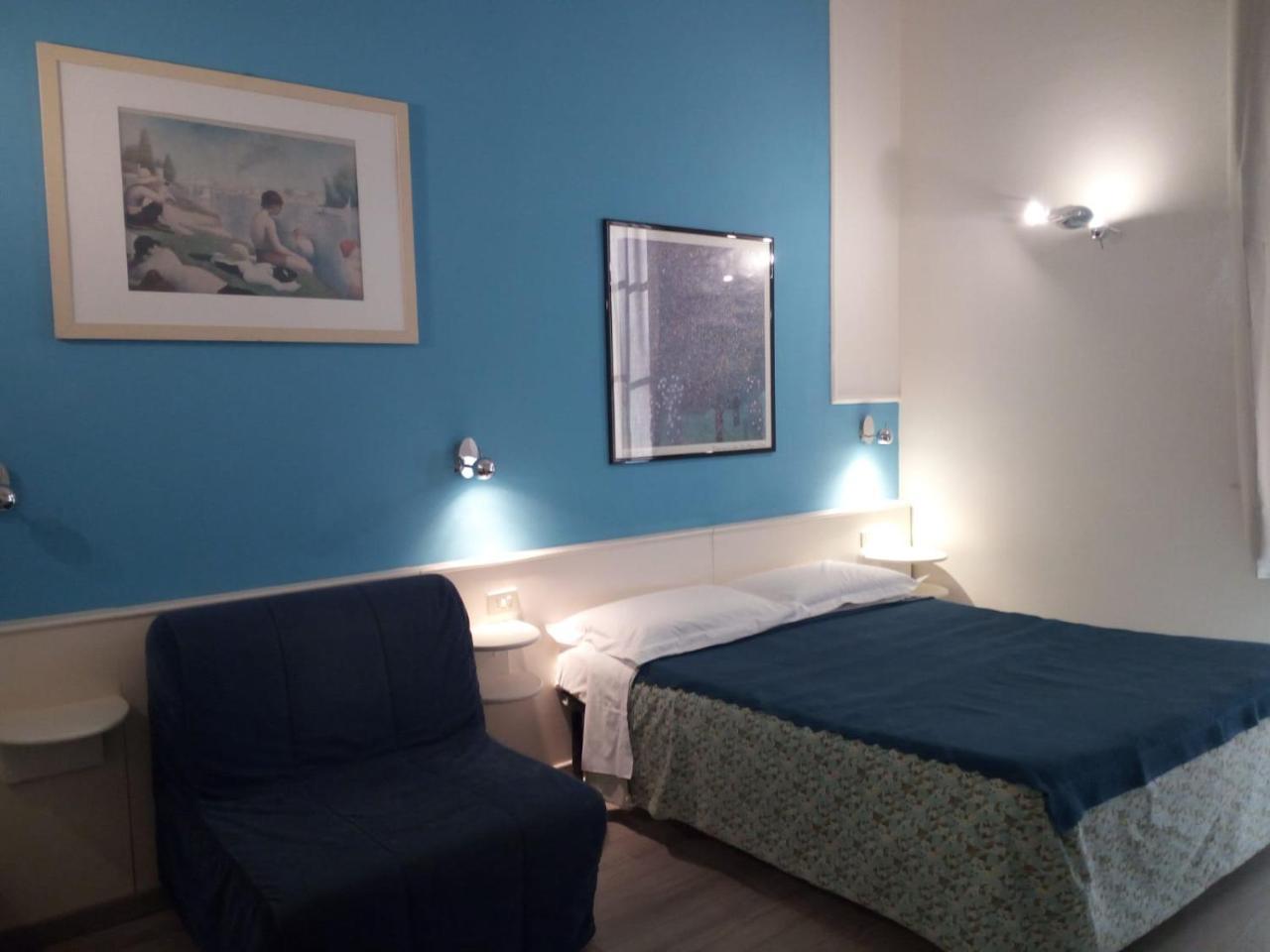 Residenza Le Rondini Hotel Флоренция Екстериор снимка