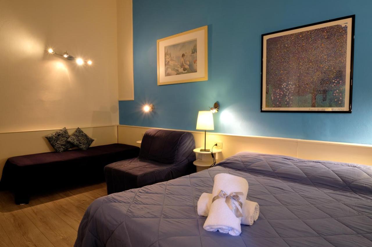 Residenza Le Rondini Hotel Флоренция Екстериор снимка