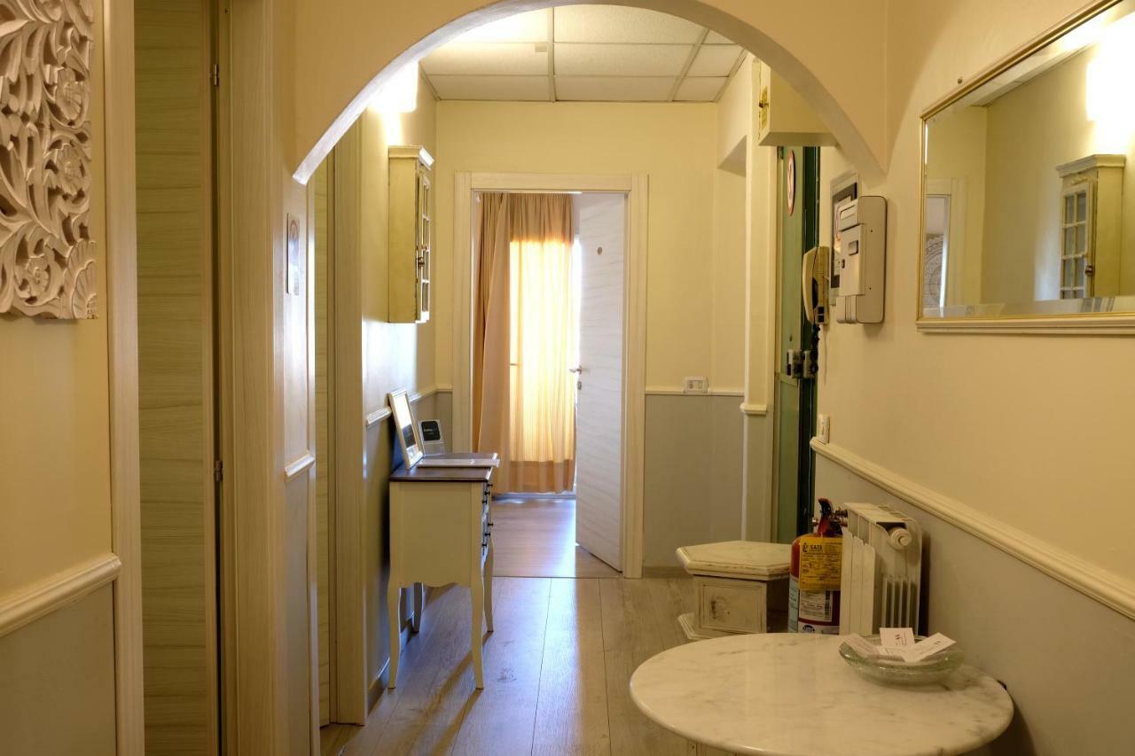 Residenza Le Rondini Hotel Флоренция Екстериор снимка